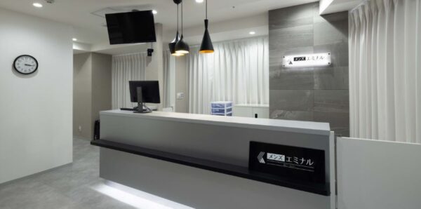 メンズエミナルクリニック 新宿院の受付の写真