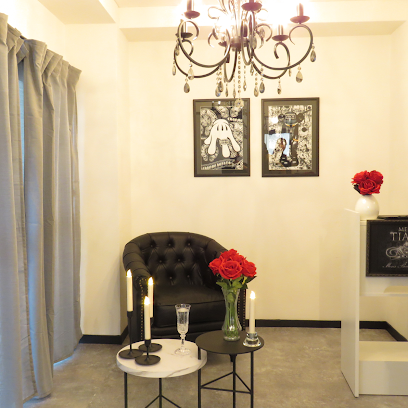 MEN'S TIARA Beauty Salon北千住店の店内写真